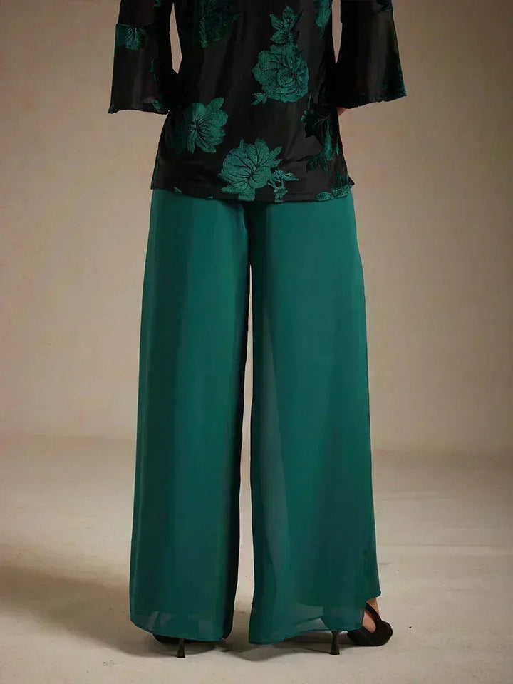 Rechte broek met chiffon split been overlay